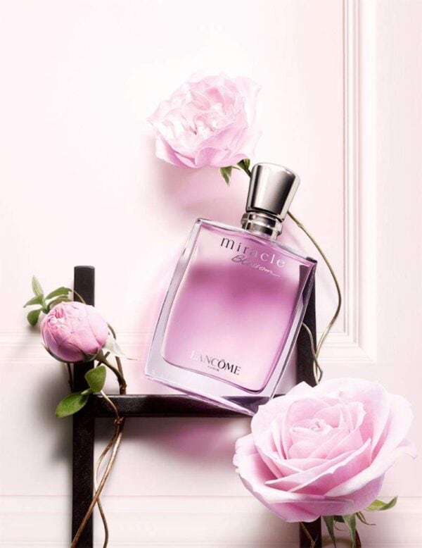 ⁦عطر ميراكل بلوسوم من لانكوم⁩ - الصورة ⁦2⁩