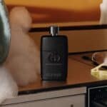 ⁦عطر قوتشي غليتي يو دي بارفيوم من قوتشي⁩ - الصورة ⁦2⁩