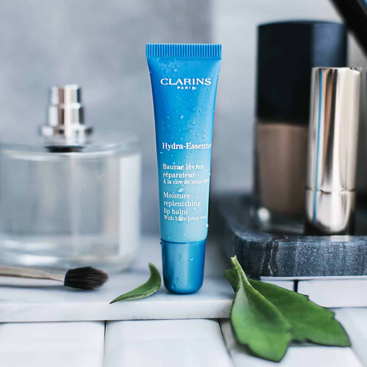 Clarins Hydra-essentiel Moisture Replenishing Lip Balm_n مرطب شفاه هيدرا إسينشال لتجديد الترطيب من كلارنس - الصورة 1