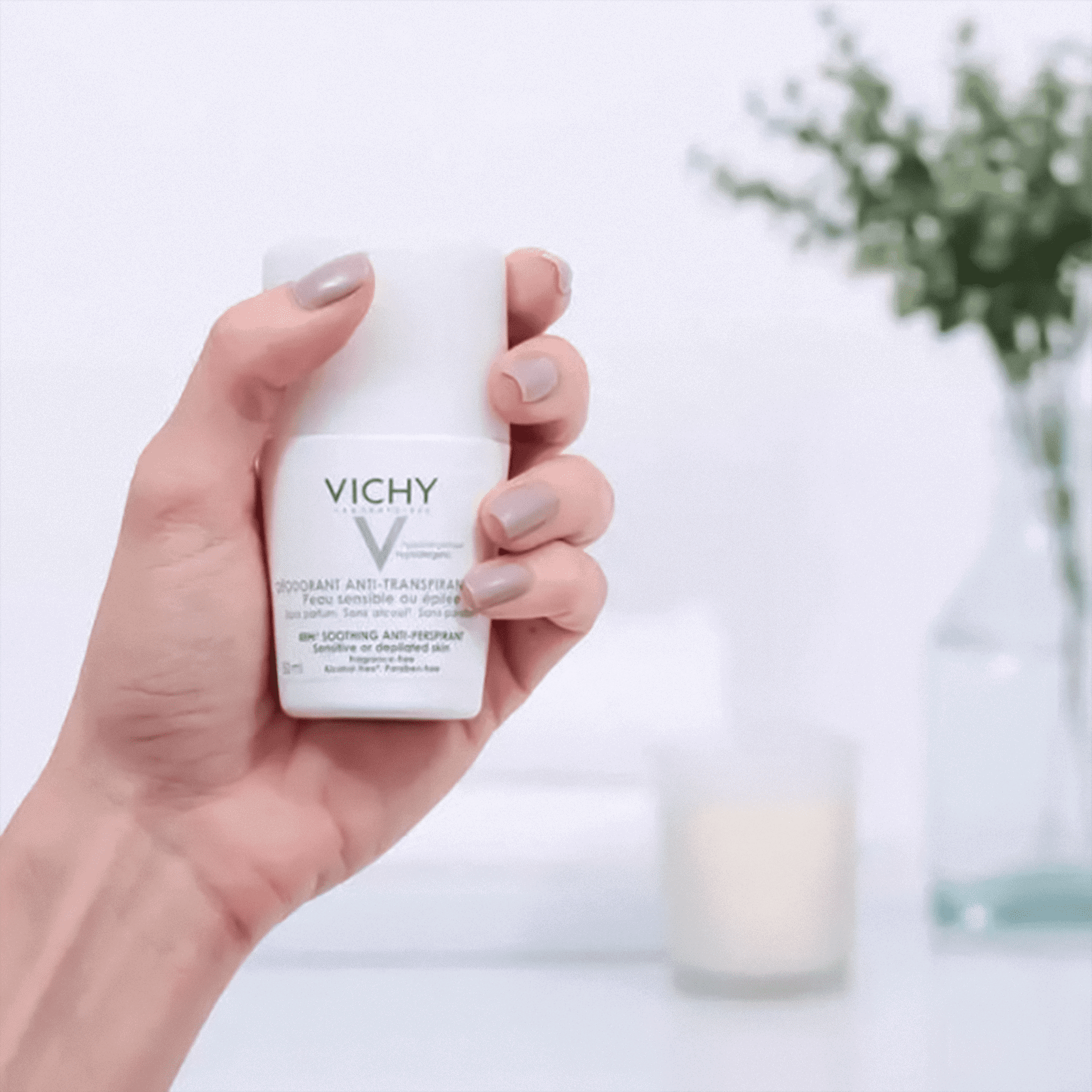 Vichy Deodorant 48Hr Soothing Anti-Perspirant Roll-On فيشي مزيل عرق رول للعرق للبشرة الحساسة - الصورة 1