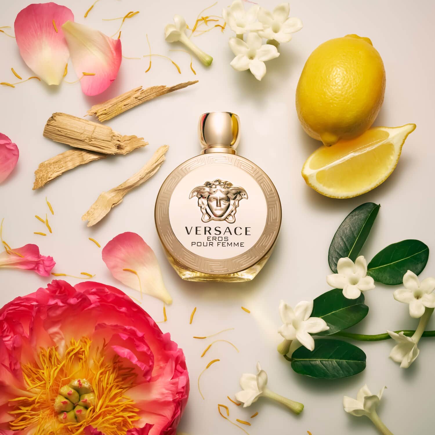 ⁦عطر إيروس نسائي بارفان من فيرزاتشي⁩ - الصورة ⁦1⁩