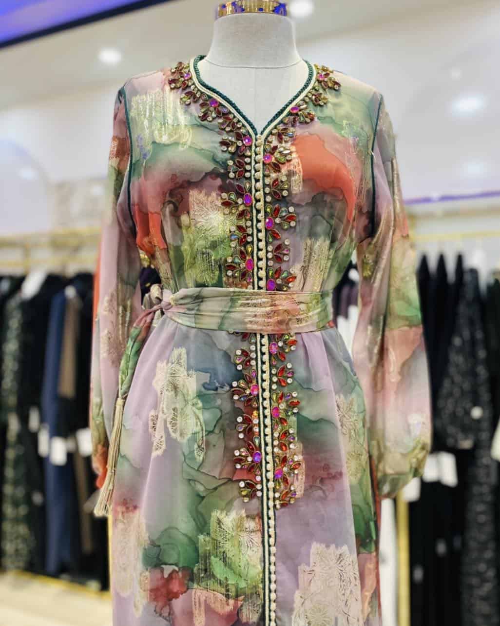 Caftan Thelija2 🍃قفطان نازكة بقماش الثليجة العصري 🍃 - الصورة 3