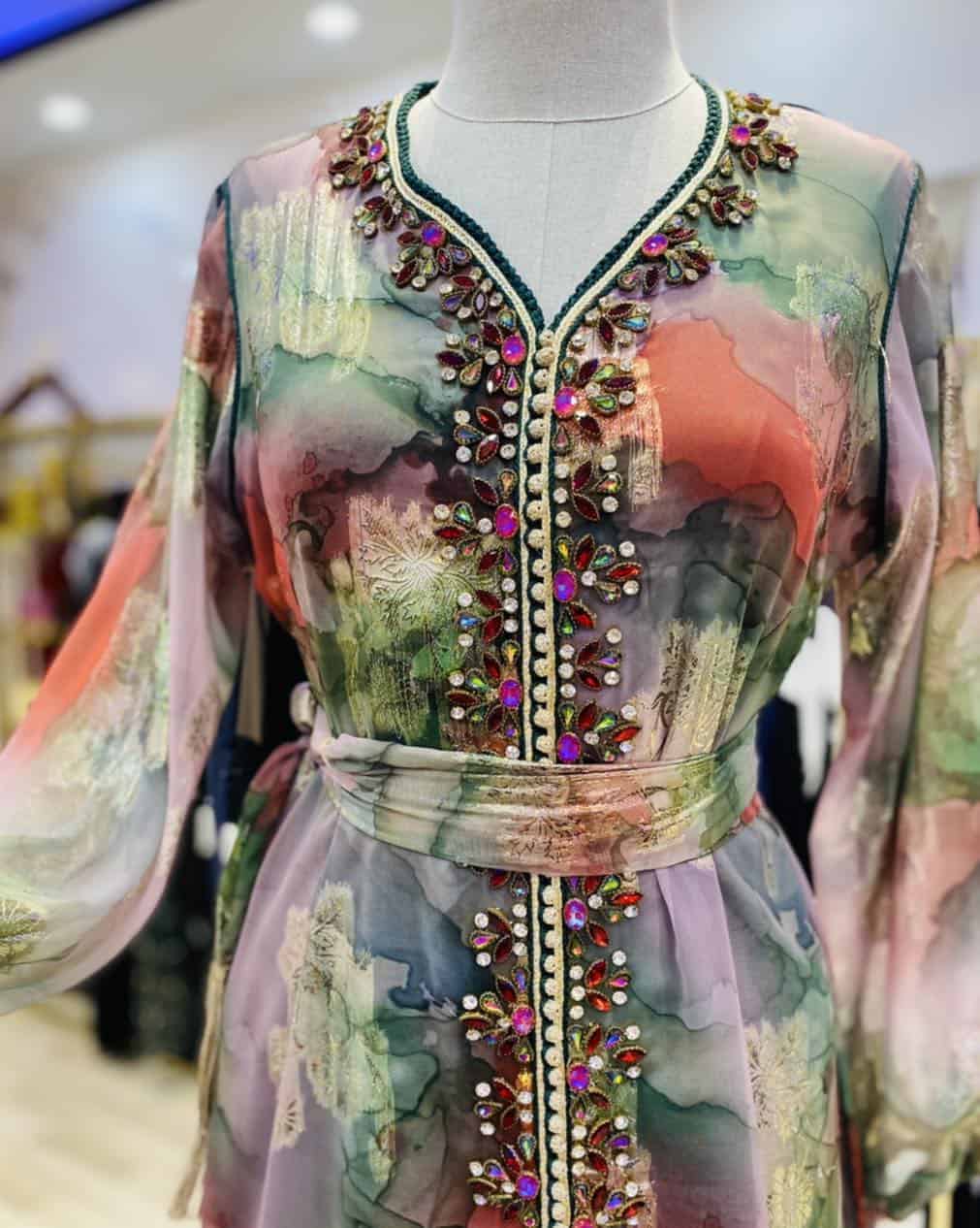 Caftan Thelija3 🍃قفطان نازكة بقماش الثليجة العصري 🍃 - الصورة 2