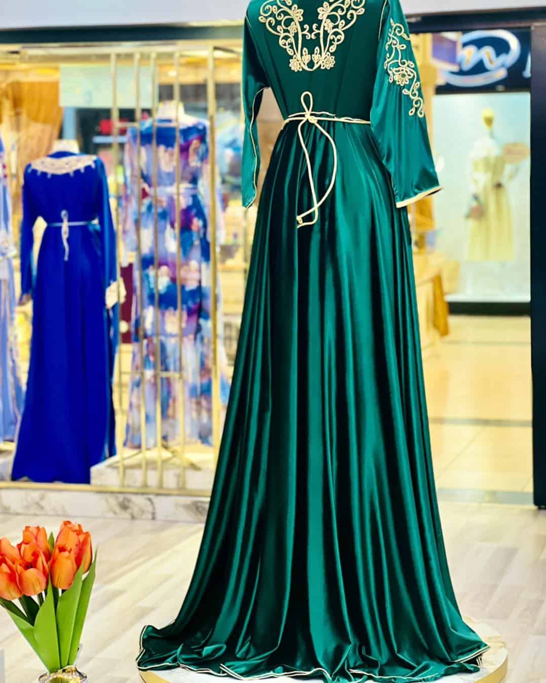 ⁦قفطان فخم بقماش الكاتفة مراية -لون الاخضر الملكي⁩ - الصورة ⁦3⁩