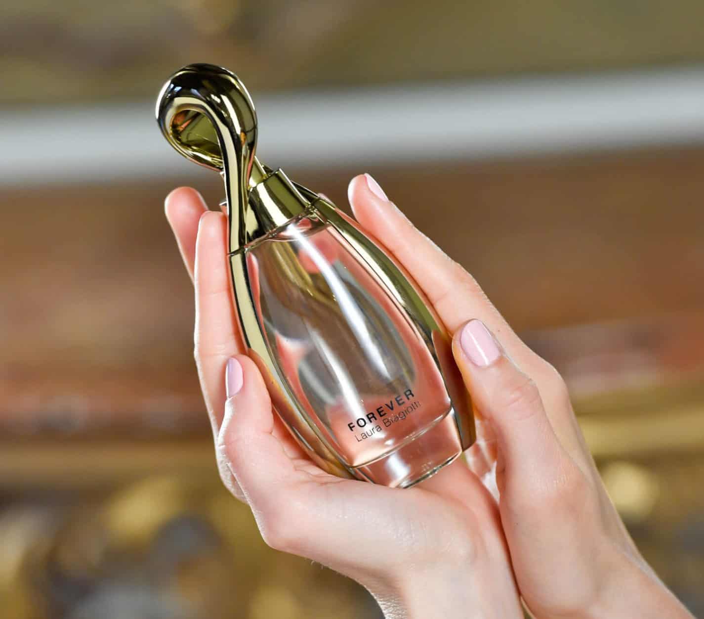 ⁦عطر فورايفر جولد من لورا بوغاتي⁩ - الصورة ⁦2⁩