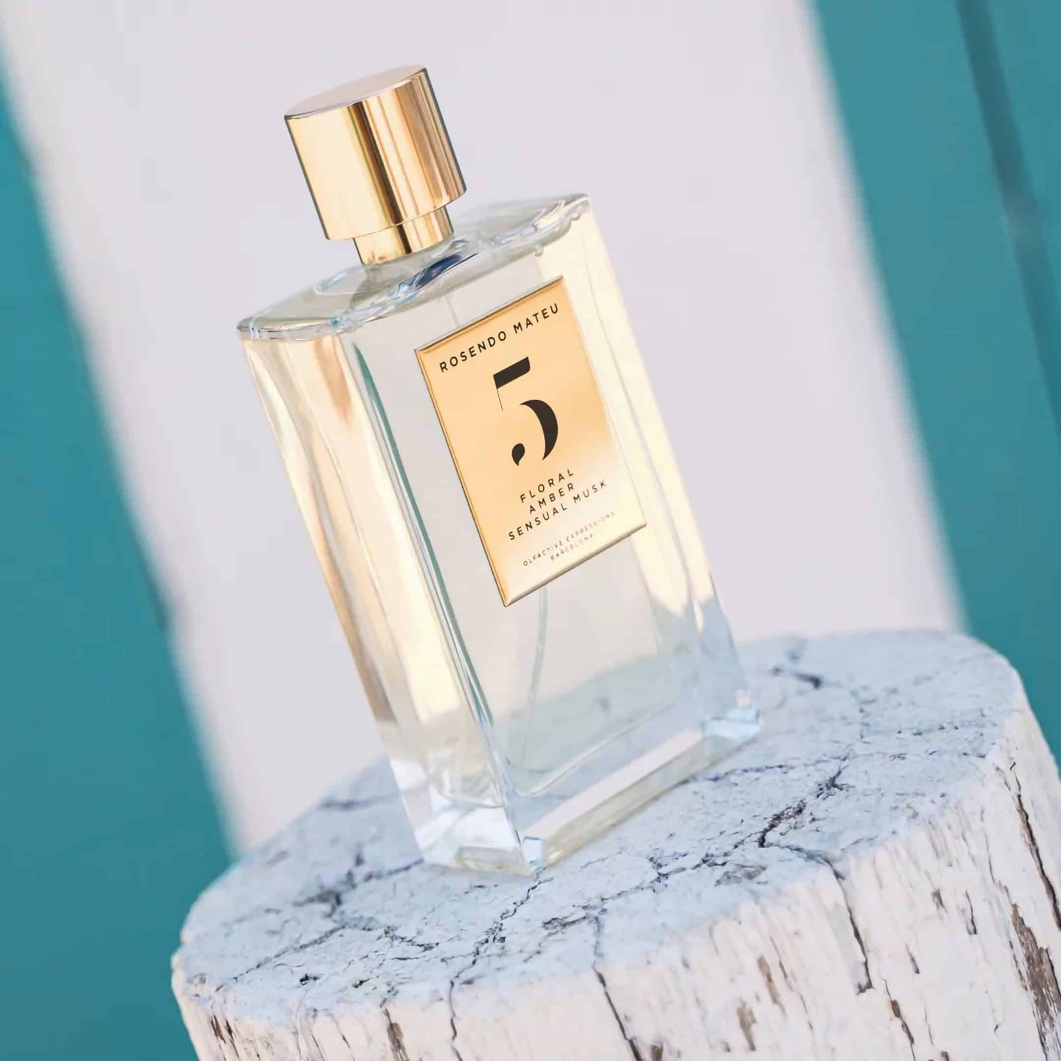 ⁦عطر نمبر 5 فلورال عنبر سنشوال مسك من روسيندو ماتيو⁩ - الصورة ⁦2⁩
