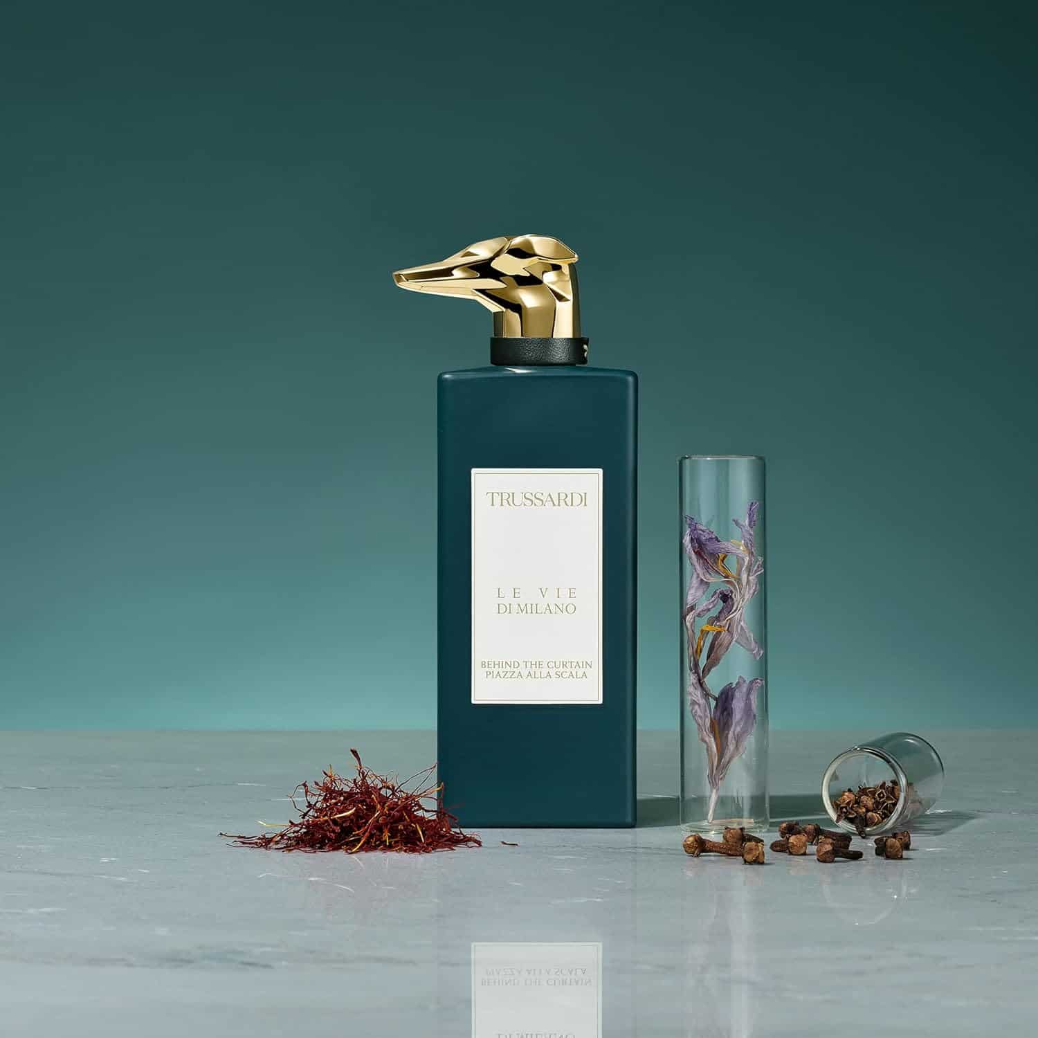 trussardi behind the curtain piazza alla scala عطر بيهيند ذا كورتاين بيازا الا سكالا من تروساردي - الصورة 1