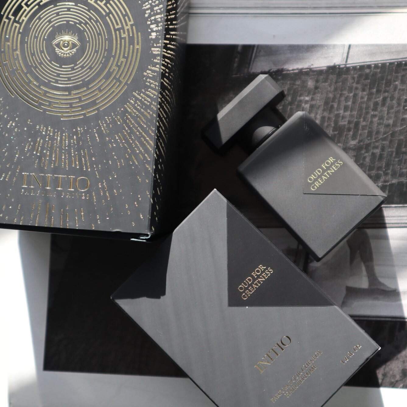 ⁦بخاخ شعر عود فور جريتنس من إنيشيو⁩ - الصورة ⁦1⁩